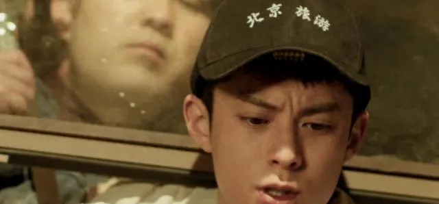 王鹤棣任敏主演《黑夜告白》豆瓣4.7分，审讯戏成演技争议焦点：现场图