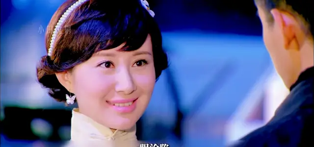 《烽火佳人》第二集舞会刺杀事件引爆青梅重逢线：相关图片